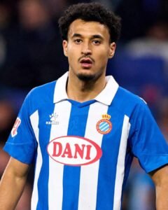 عمر الهلالي مدافع عظيم