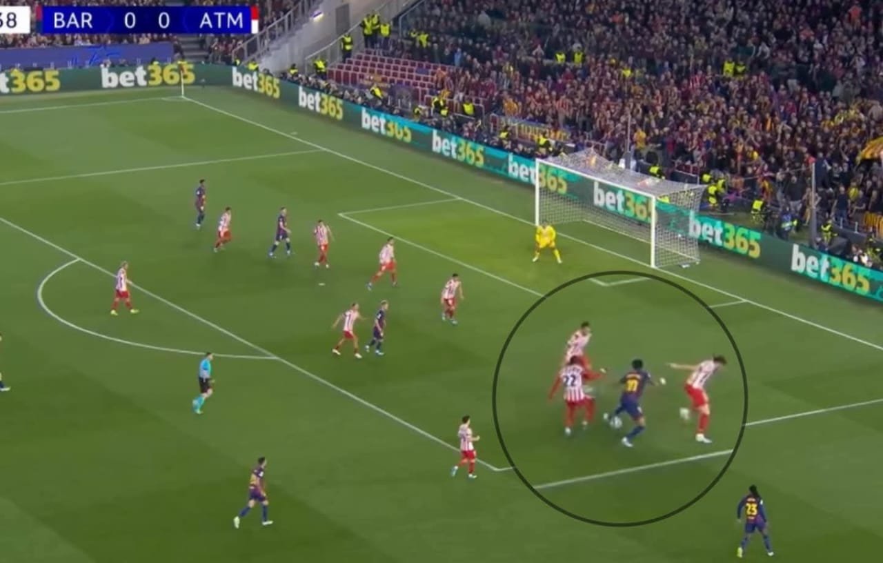 شخصيه جبروت و هو لسة 18 سنة