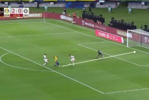ياسين براهيمي واحد من اعظم اللاعبين العرب